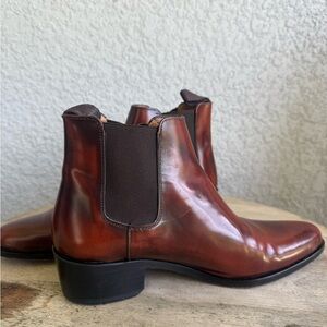 Unisex Quero Brown Leather Chelsea Boots